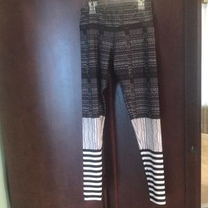 Women’s mixed print leggings